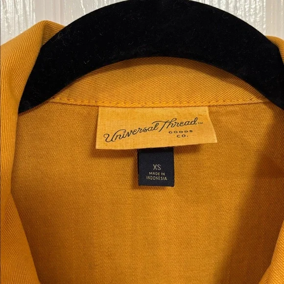 Universal Threads yellow/Gold Utility Jacket - Picture 3 of 4